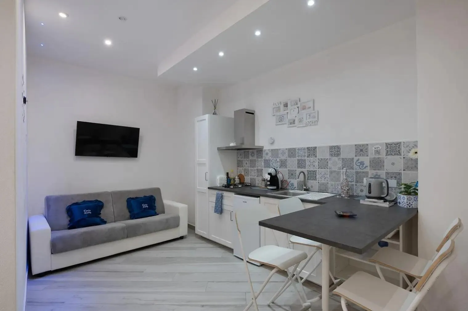Appartamento Casa Giulia Napoli Italia