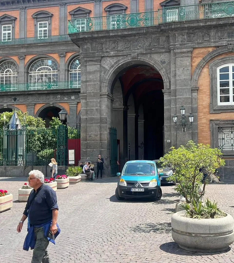 Casa Giulia Piazza Plebiscito Apartment Naples Italy