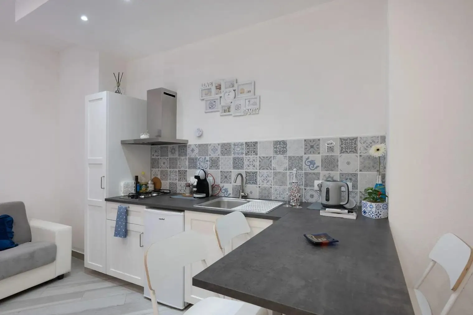 Casa Giulia Piazza Plebiscito Apartment Naples 0*,