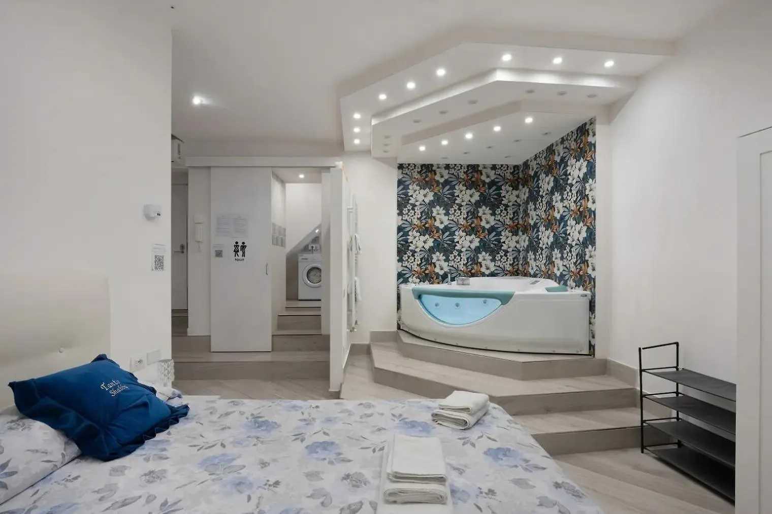Casa Giulia Piazza Plebiscito Apartment Naples